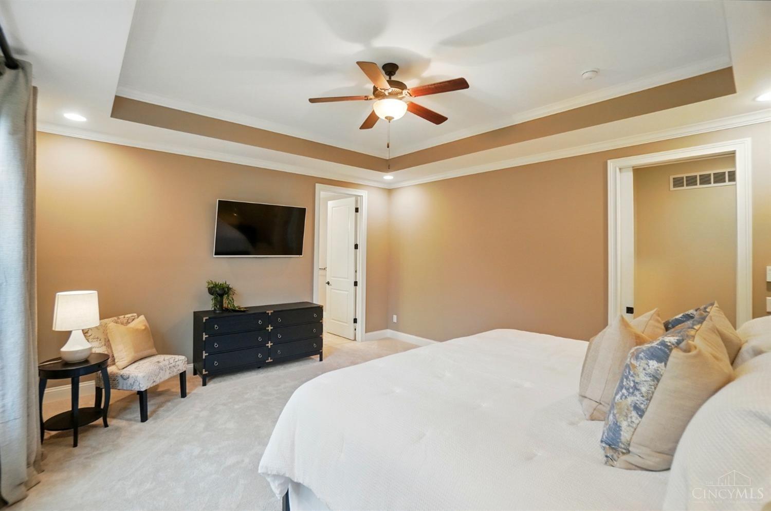 7773 Glenover Drive