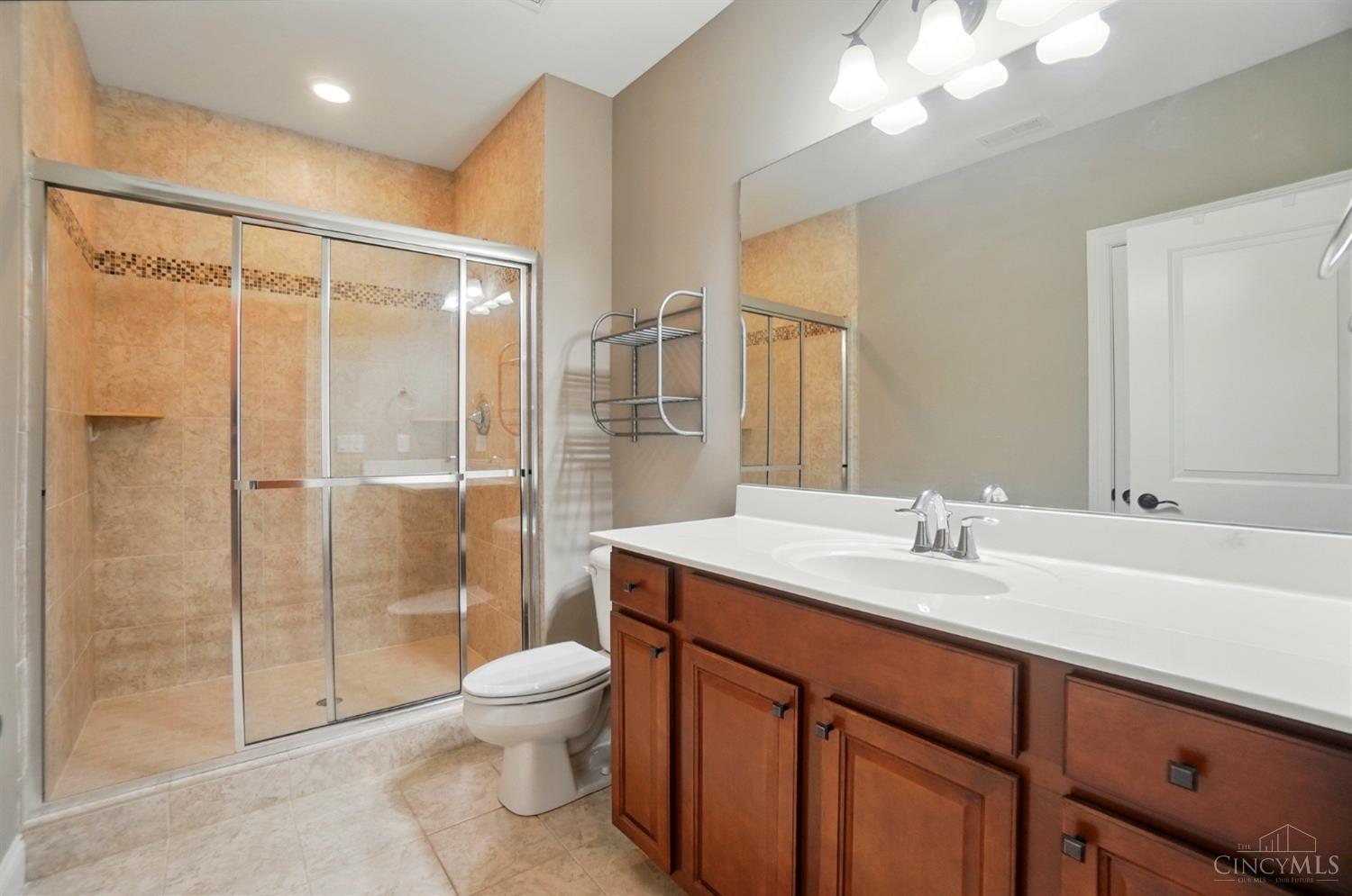 7773 Glenover Drive