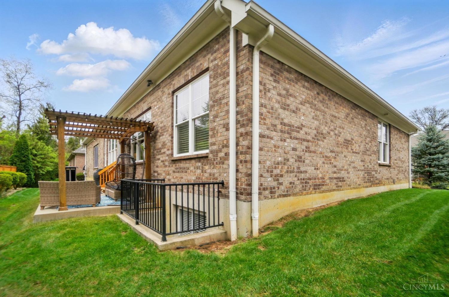 7773 Glenover Drive