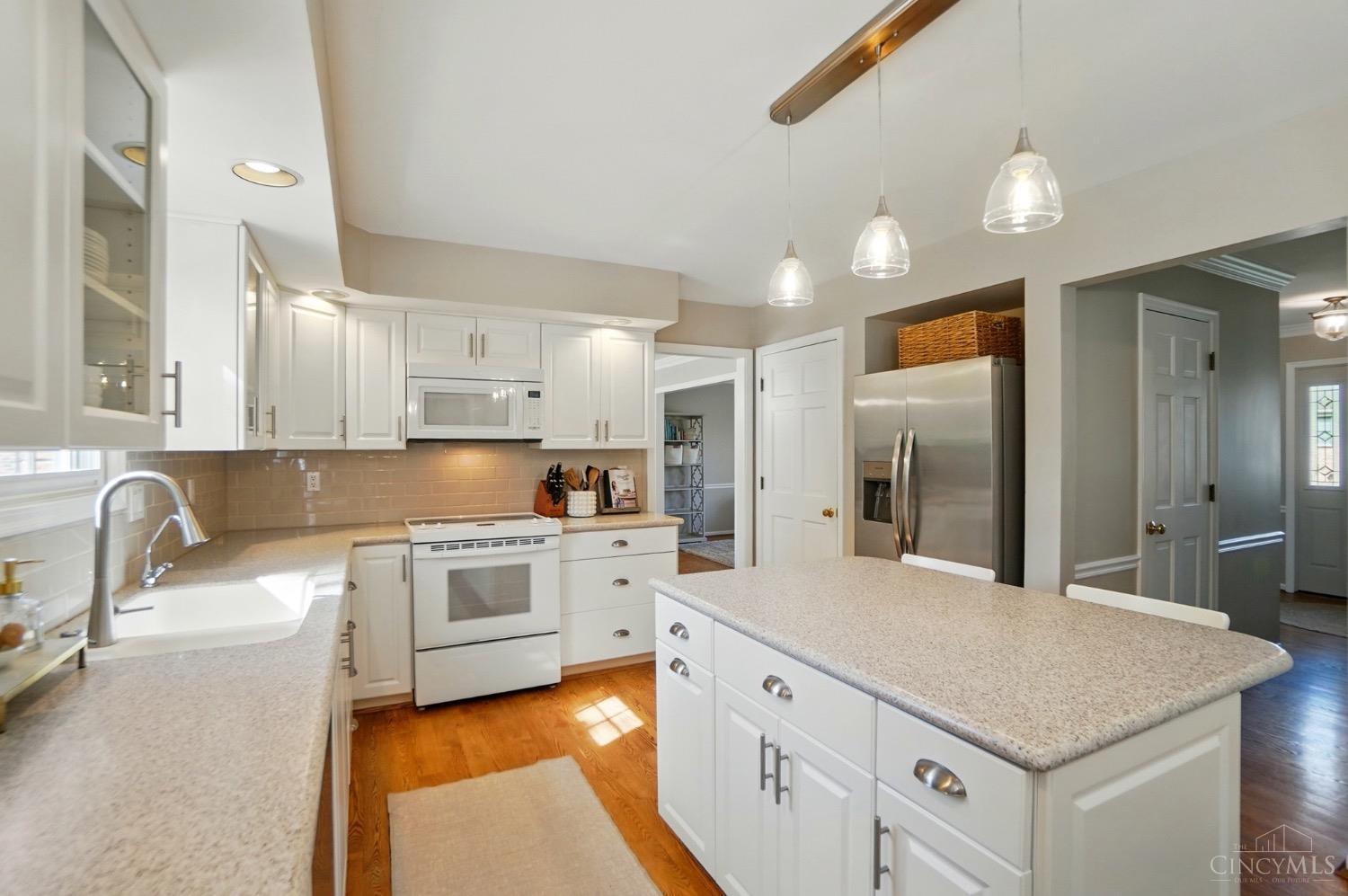 7350 Cinnamon Woods Drive