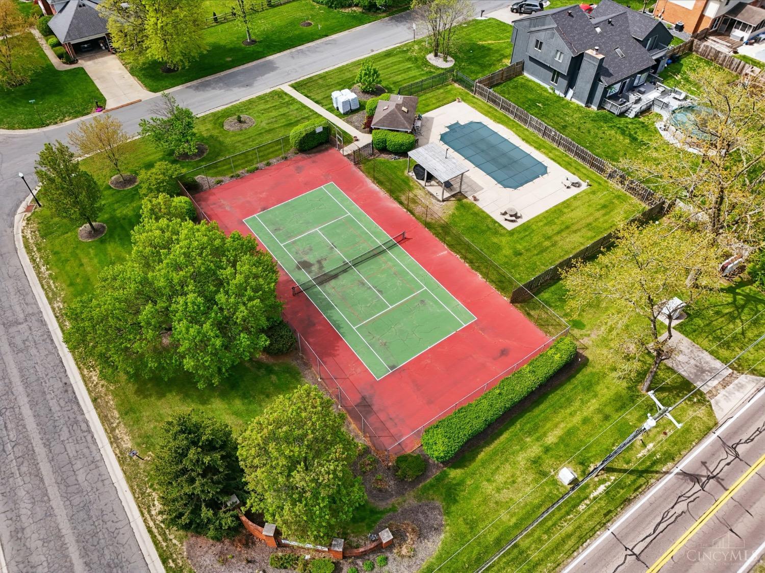 7350 Cinnamon Woods Drive