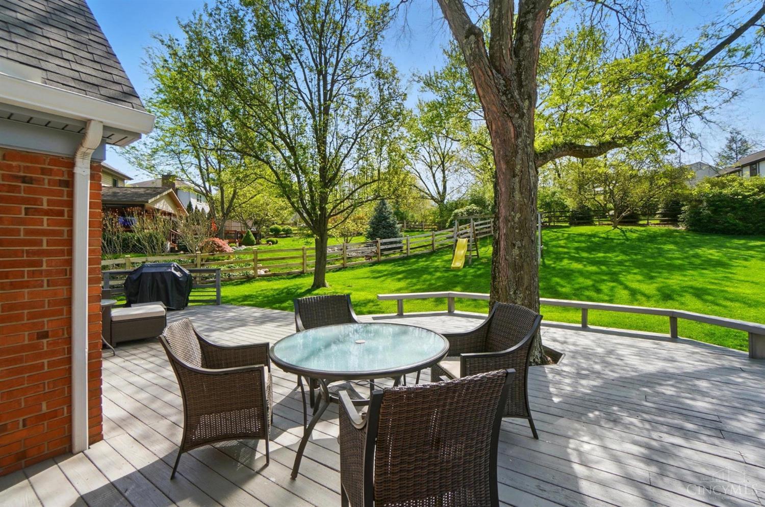 7350 Cinnamon Woods Drive