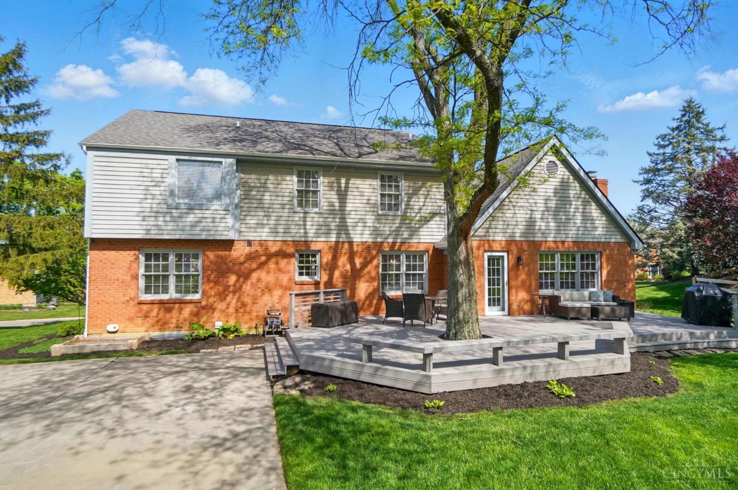 7350 Cinnamon Woods Drive