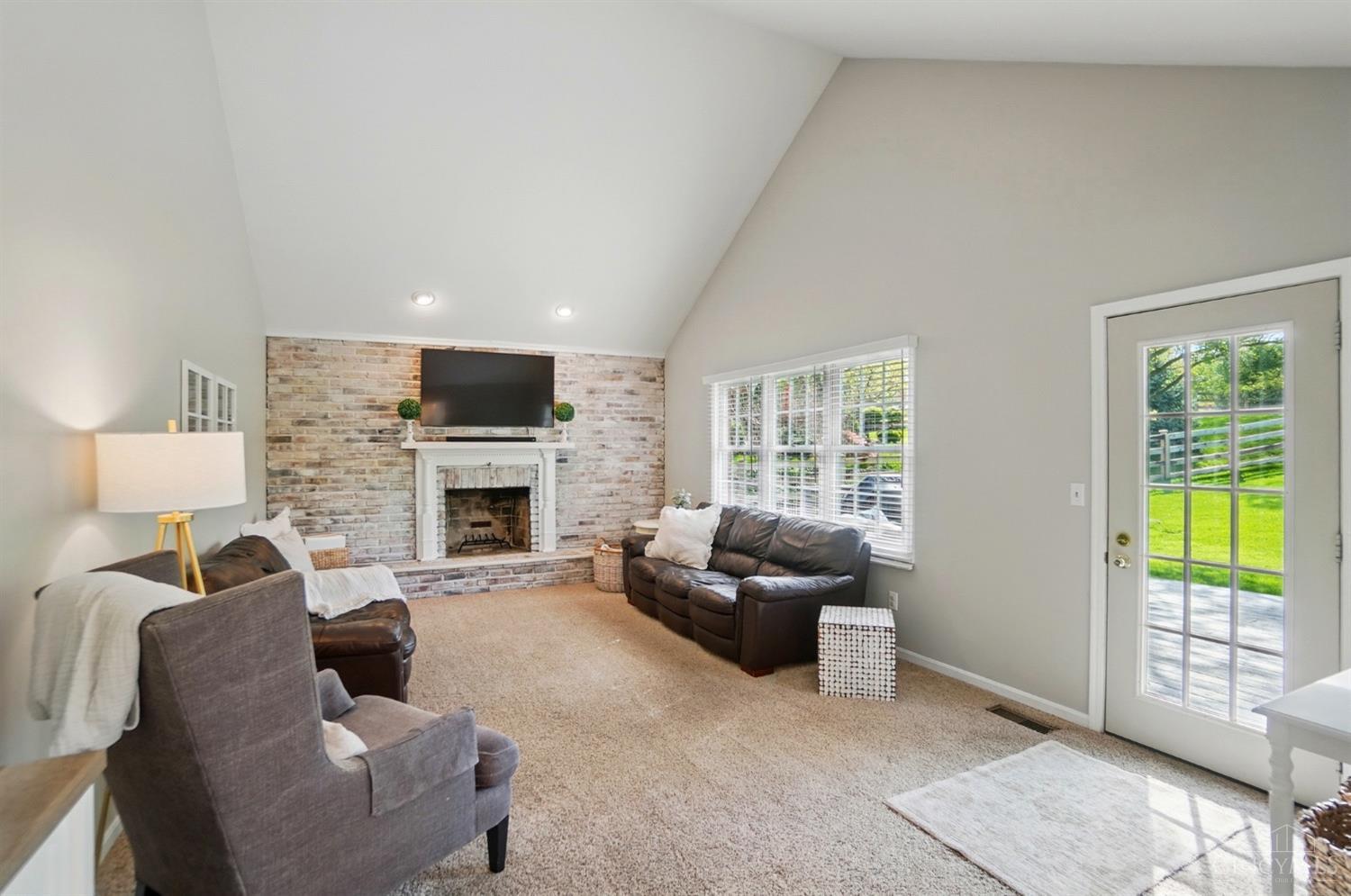 7350 Cinnamon Woods Drive