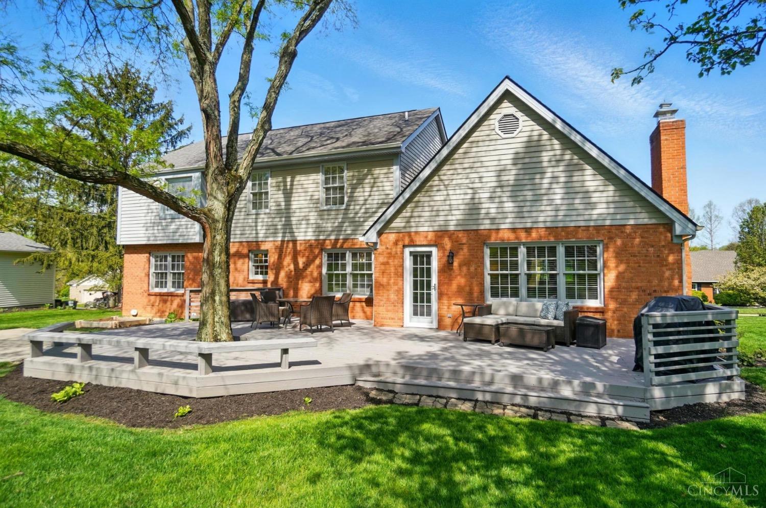 7350 Cinnamon Woods Drive