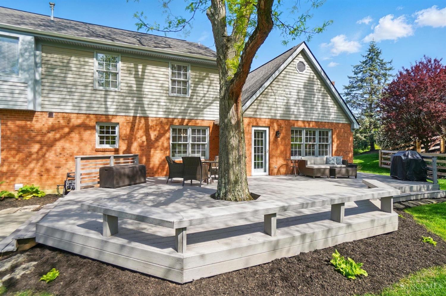 7350 Cinnamon Woods Drive