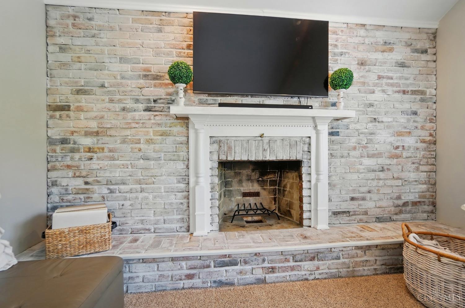 7350 Cinnamon Woods Drive