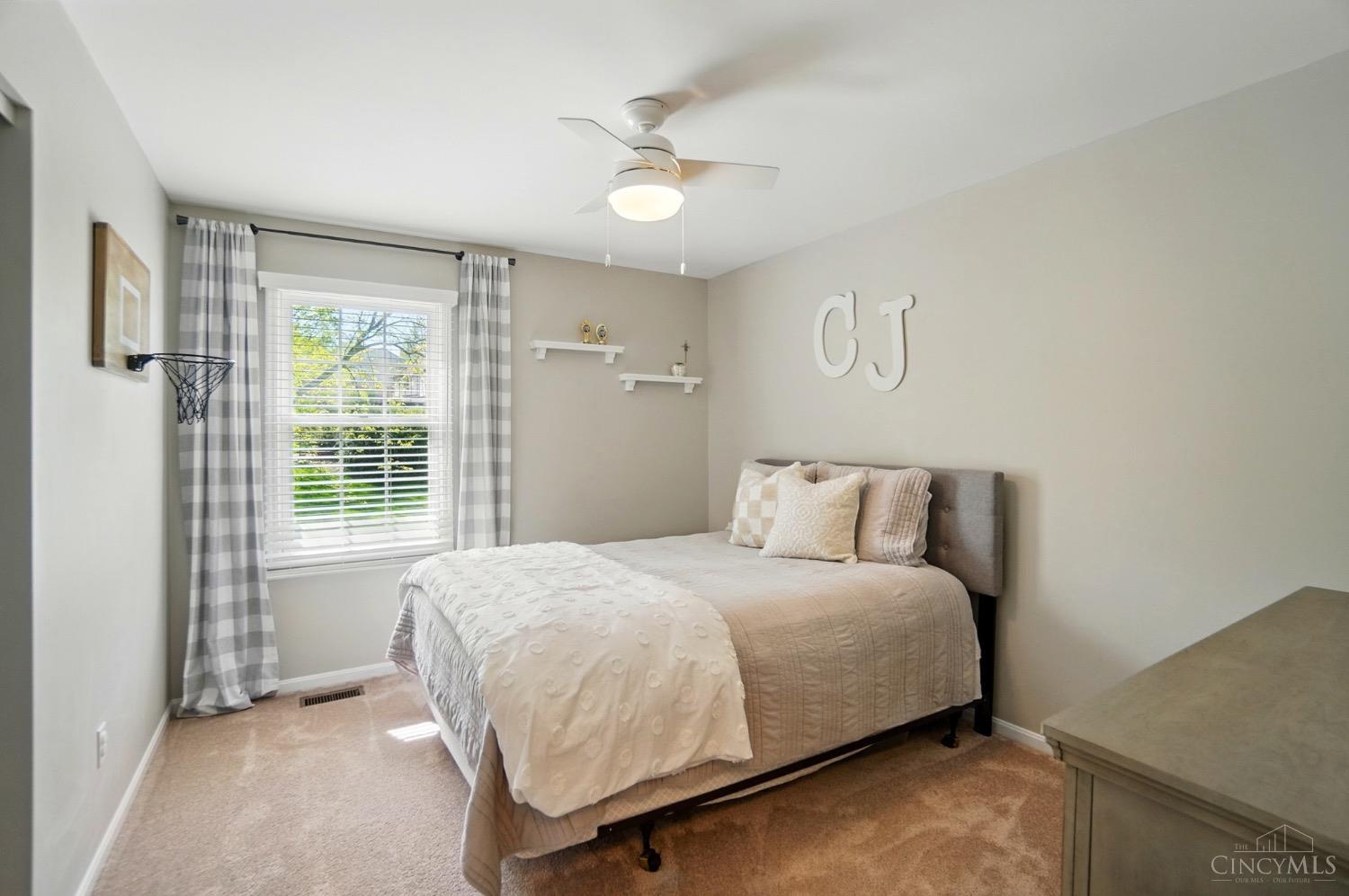 7350 Cinnamon Woods Drive