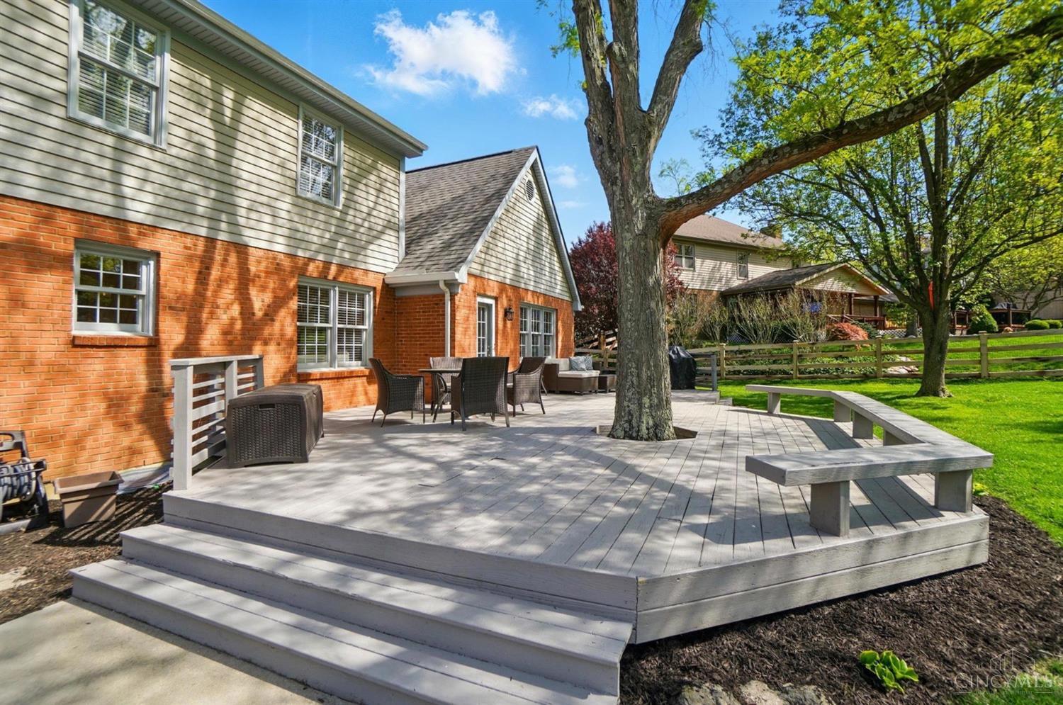 7350 Cinnamon Woods Drive