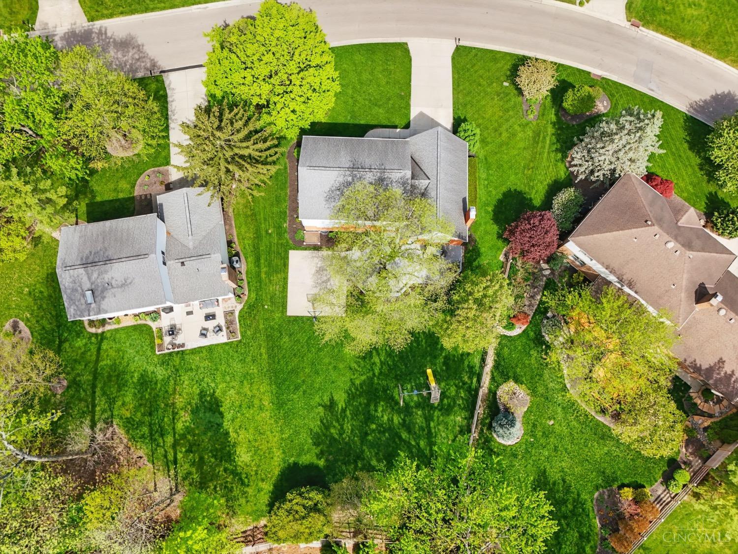 7350 Cinnamon Woods Drive