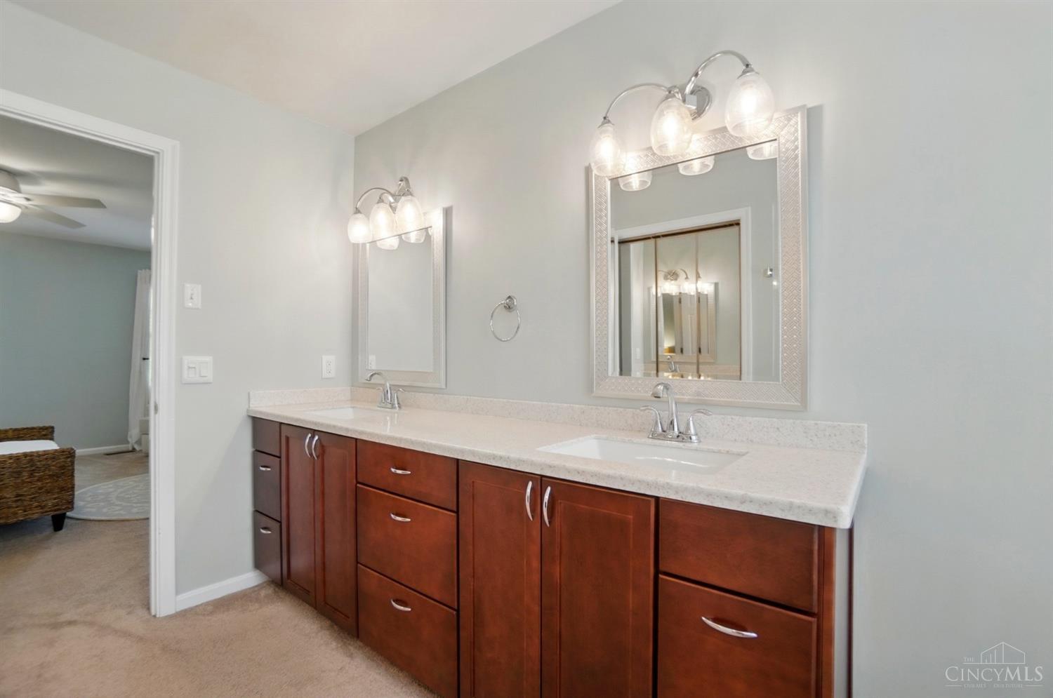 7350 Cinnamon Woods Drive