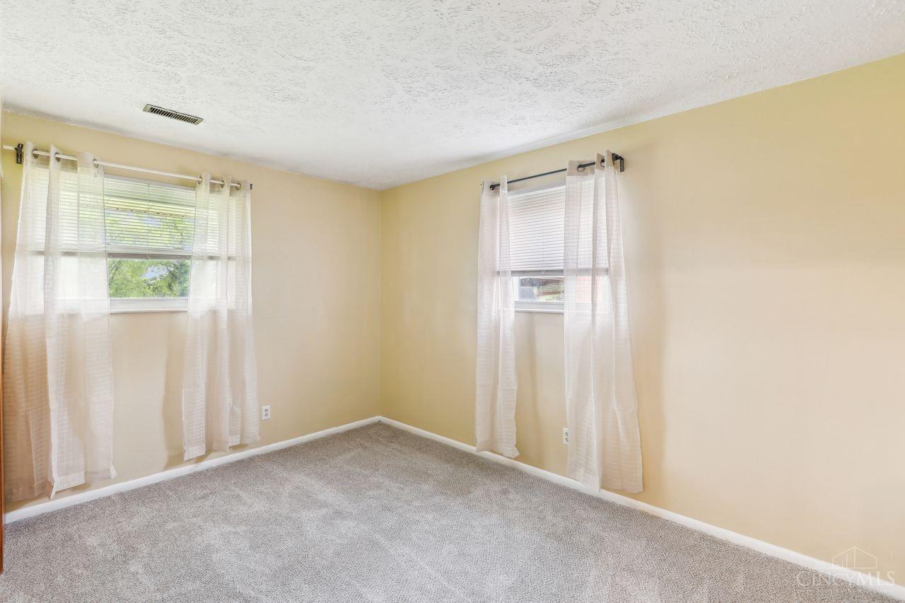 982 Seminole Trail
