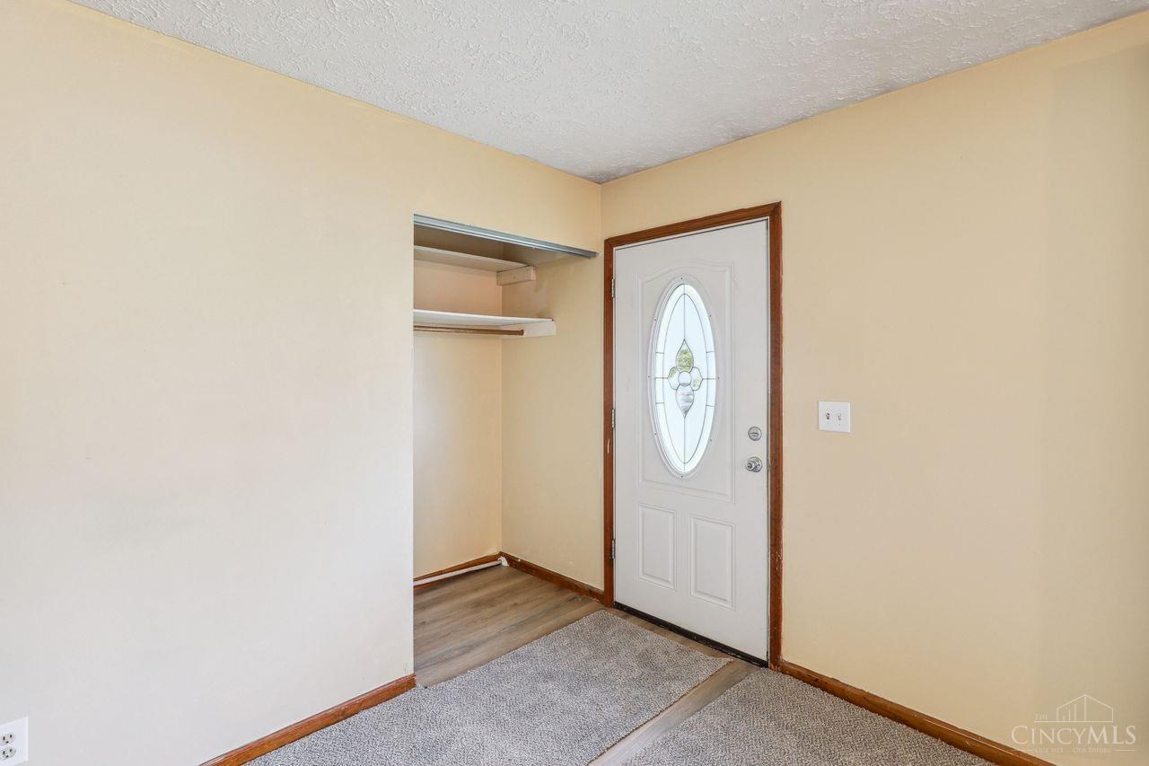982 Seminole Trail