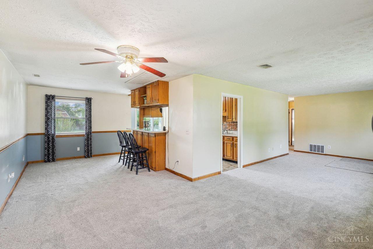 982 Seminole Trail