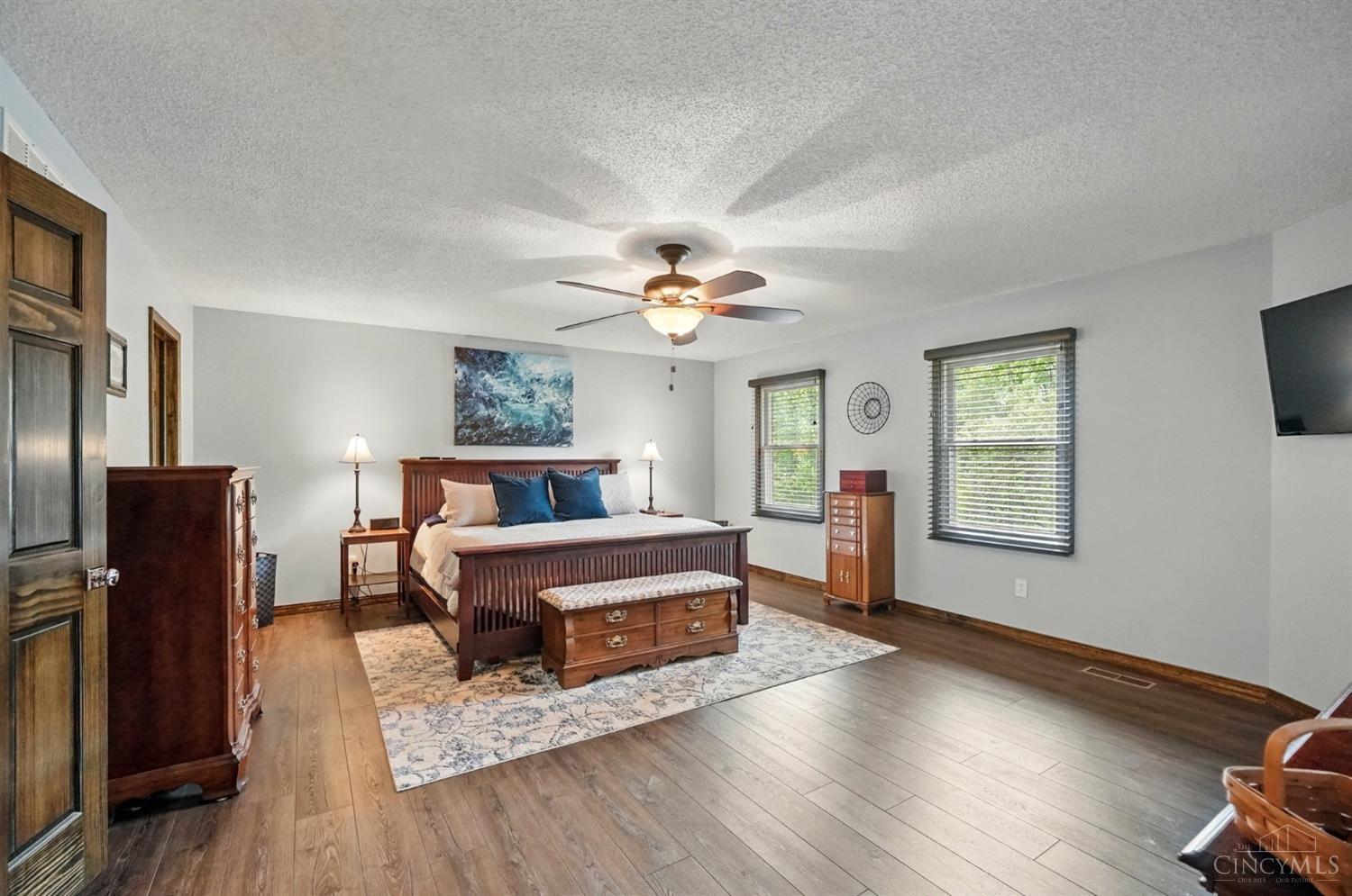 1270 Bruton Parish Way