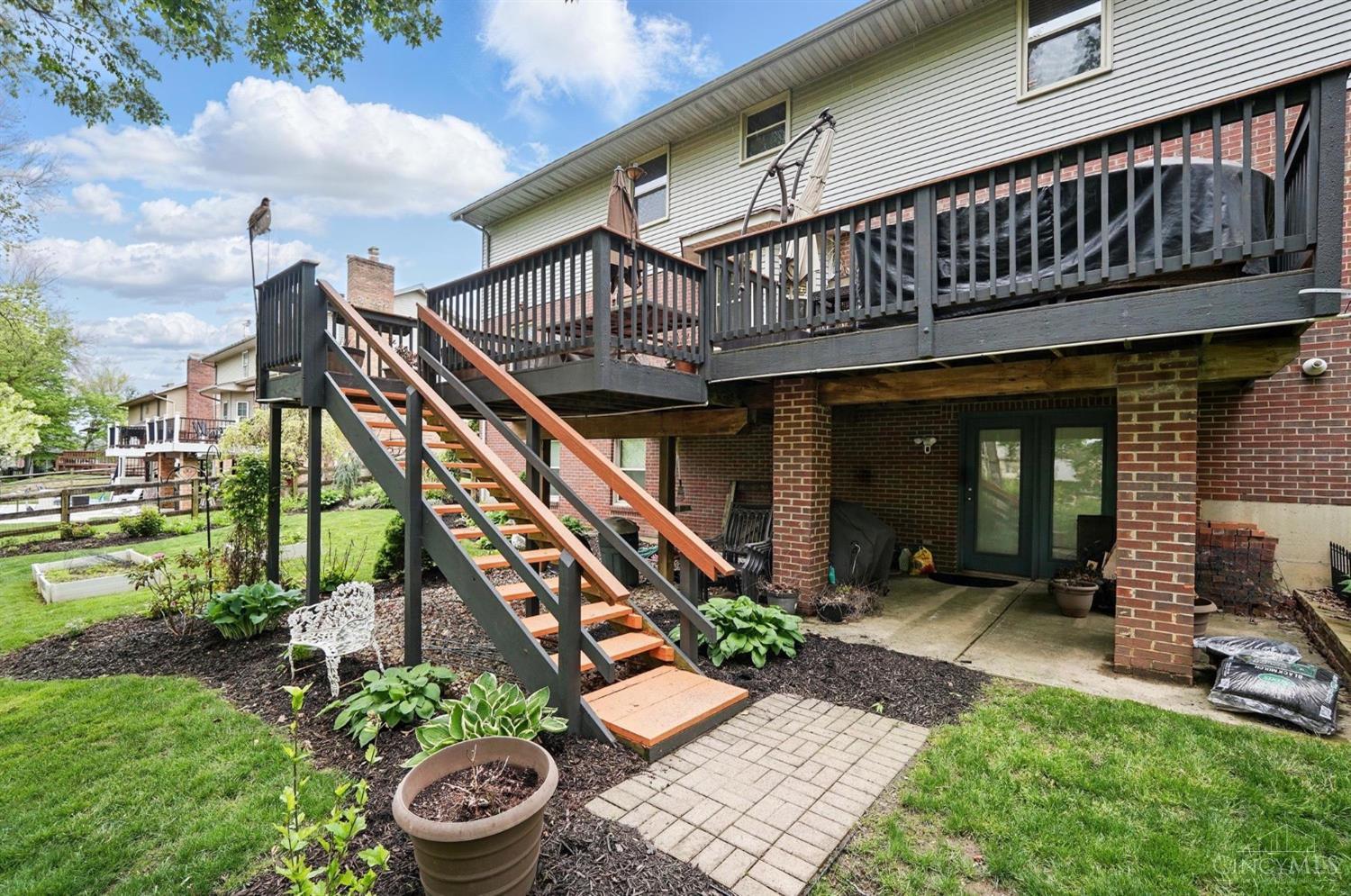 1270 Bruton Parish Way