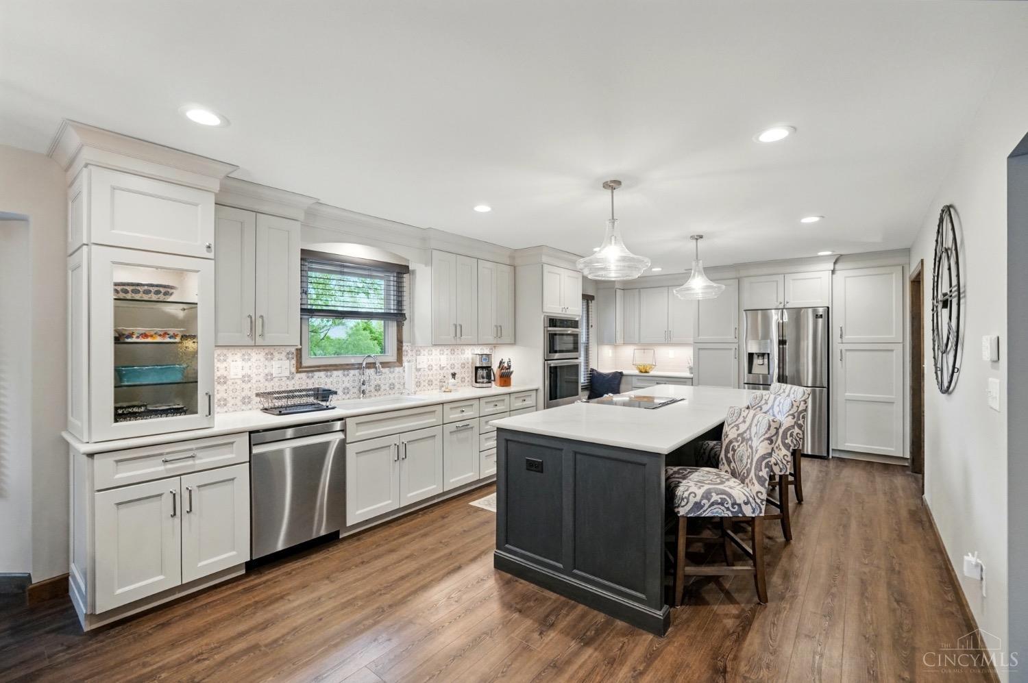 1270 Bruton Parish Way