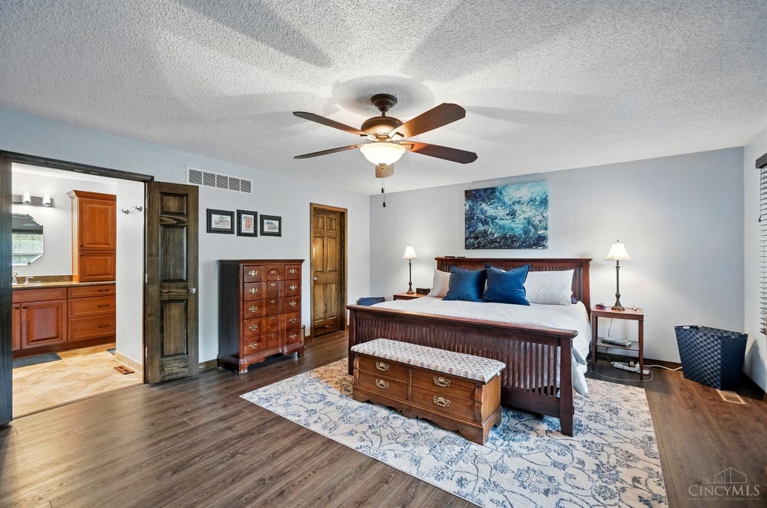 1270 Bruton Parish Way