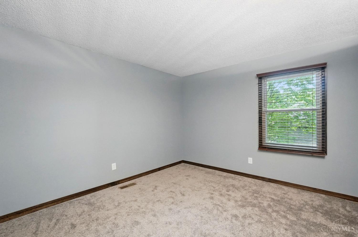 1270 Bruton Parish Way