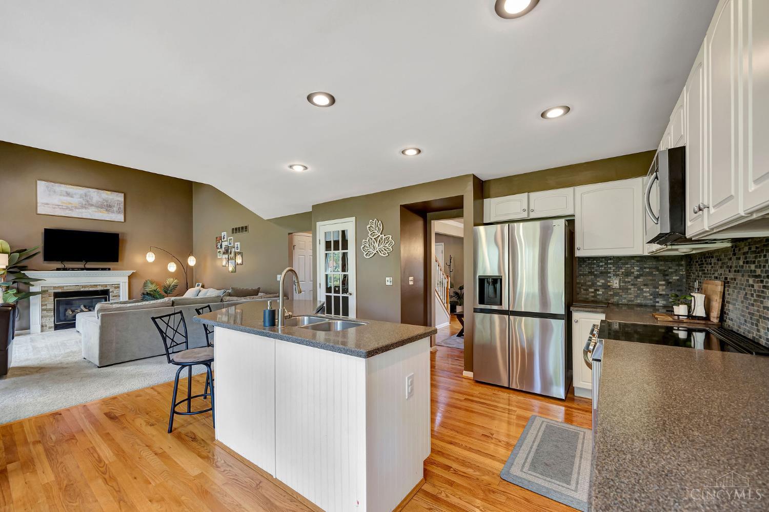 7681 Deer Crossing Dr