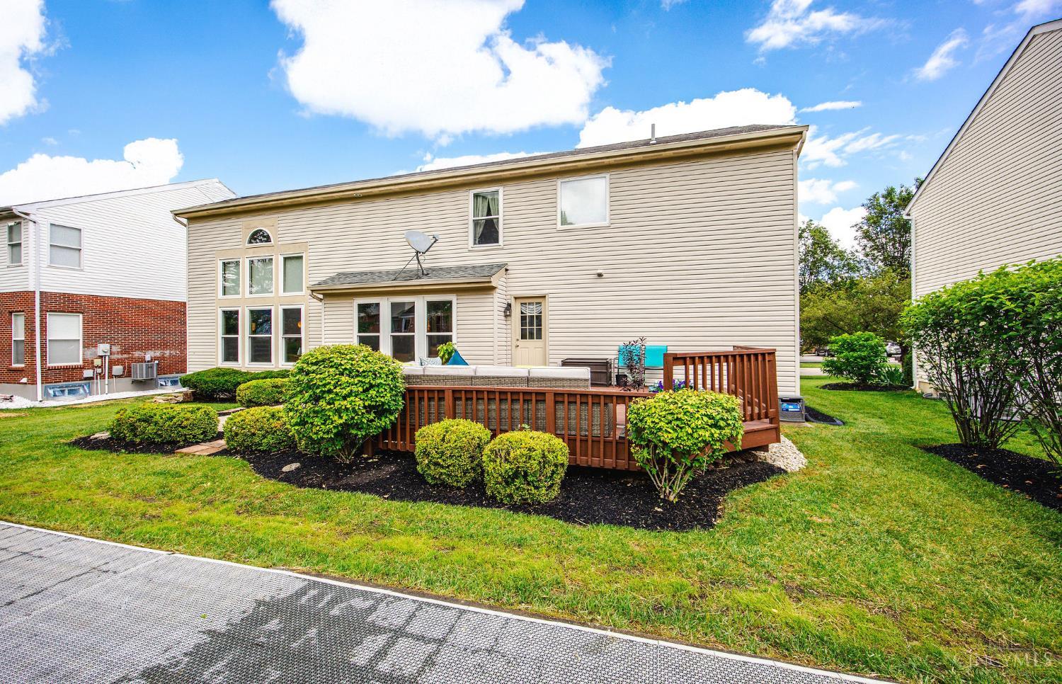 7681 Deer Crossing Dr