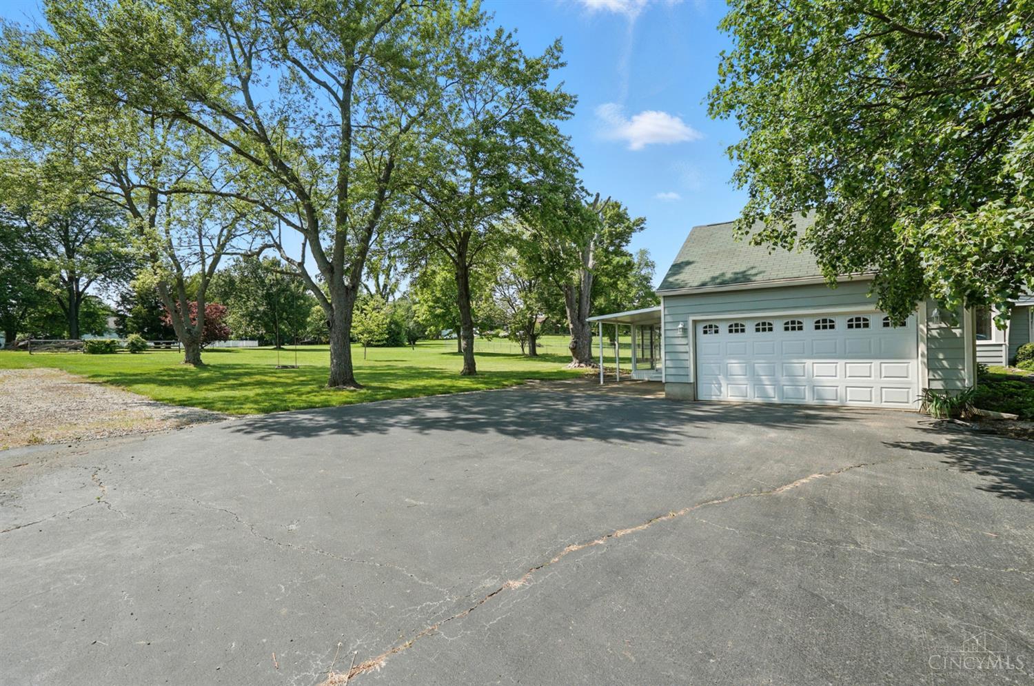 402 N Marshall Road