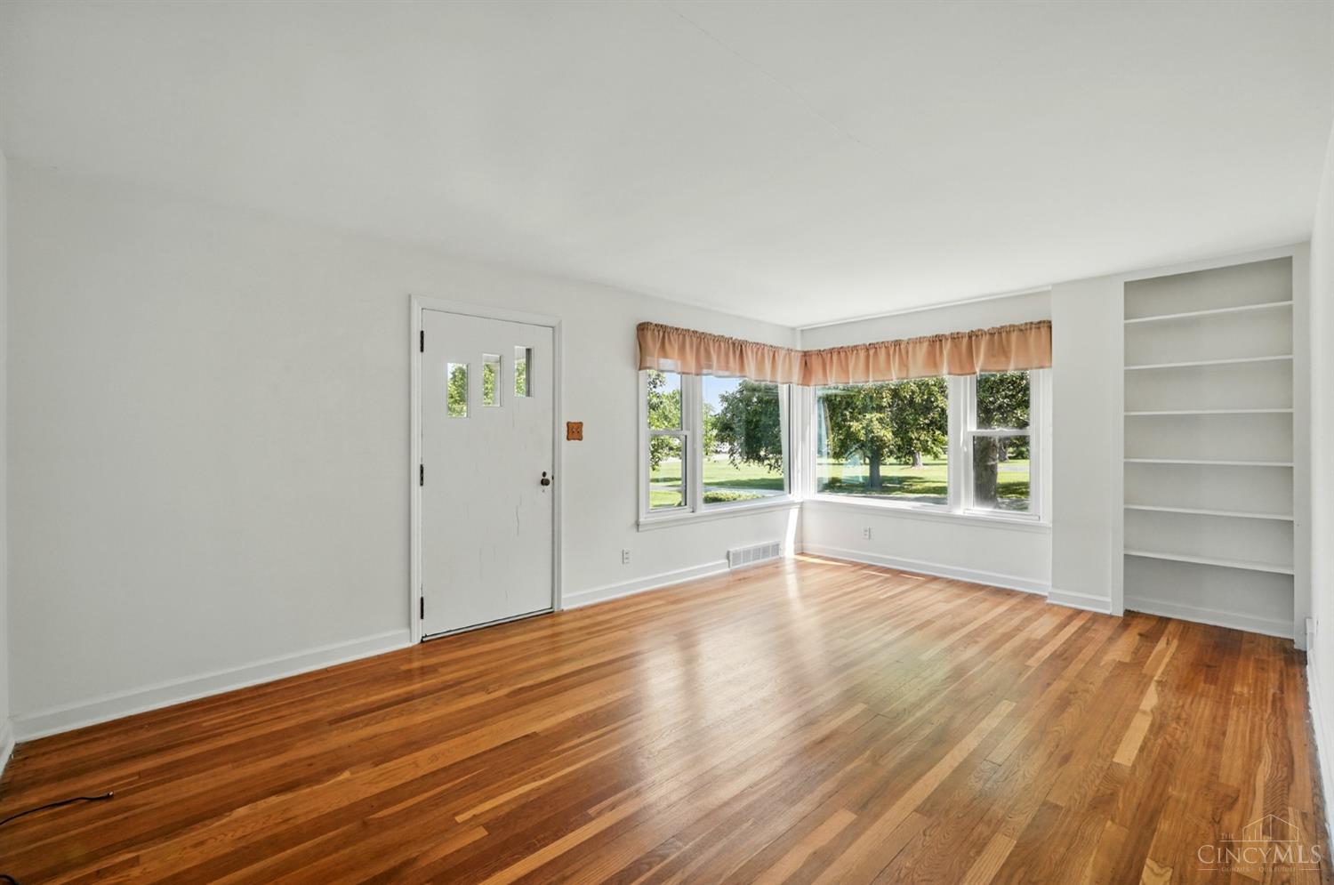402 N Marshall Road