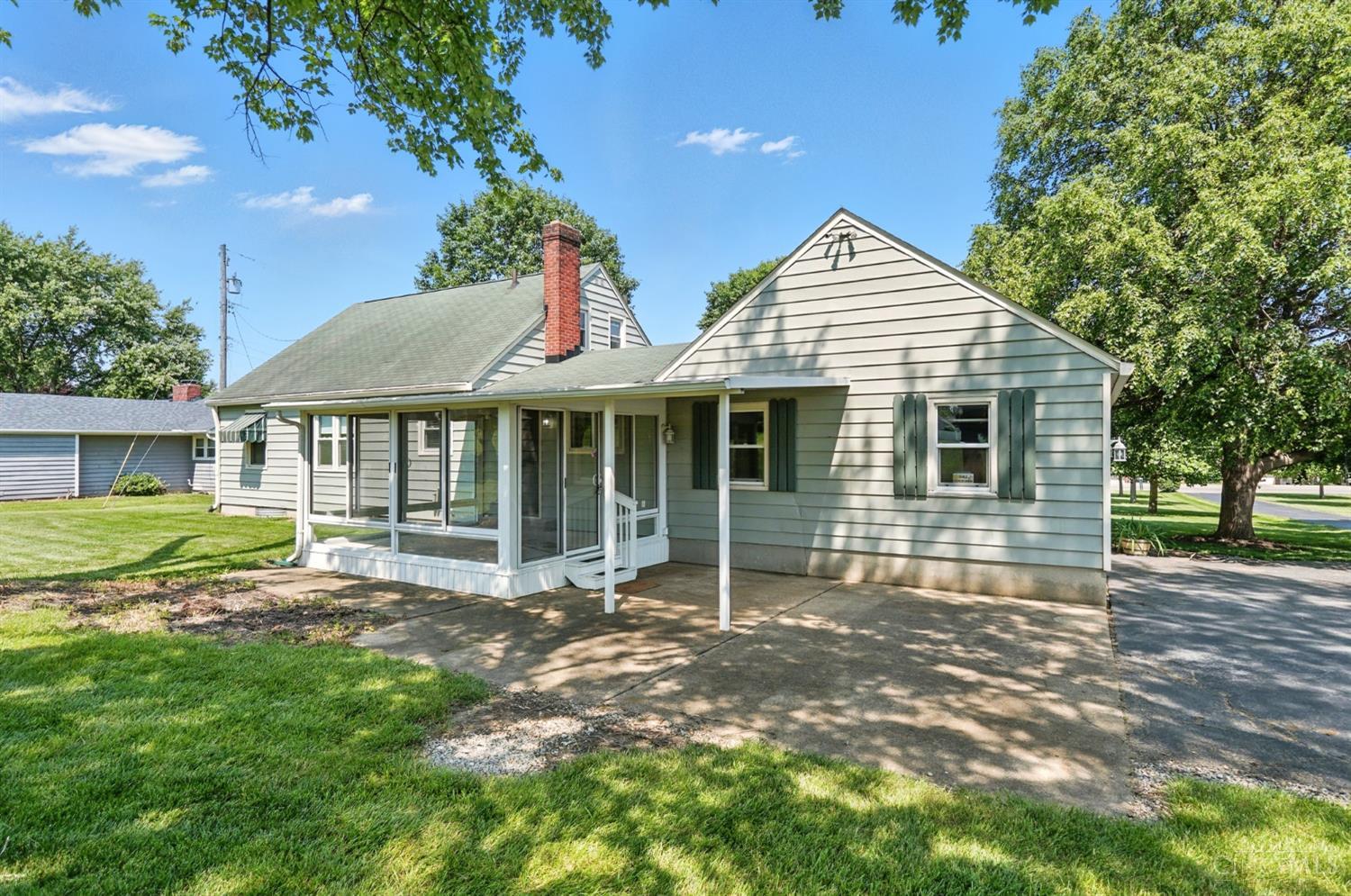402 N Marshall Road