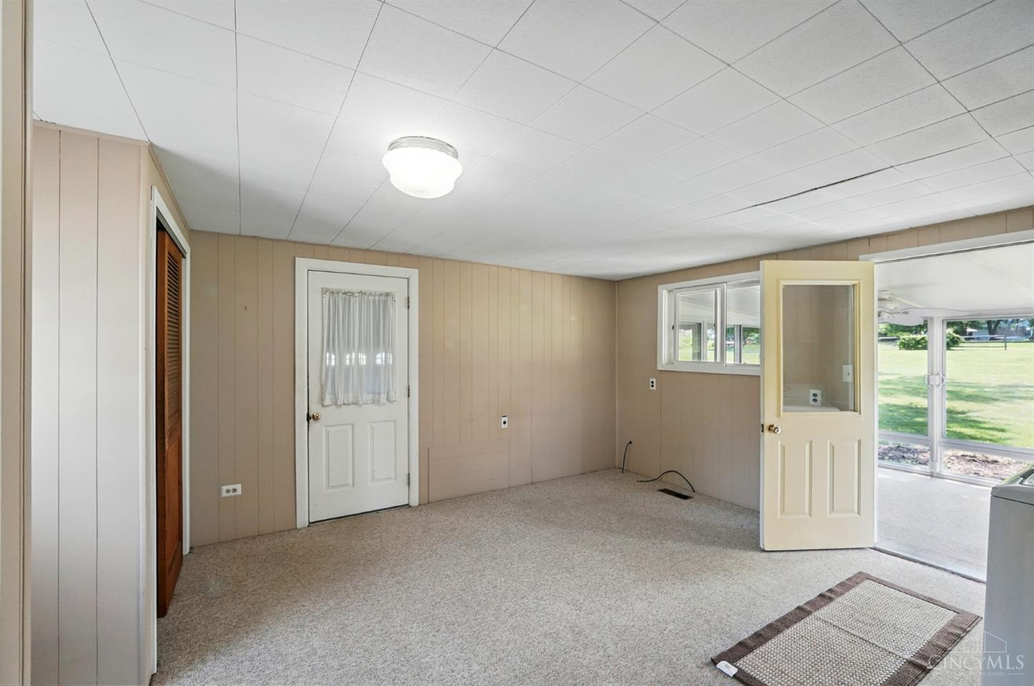402 N Marshall Road