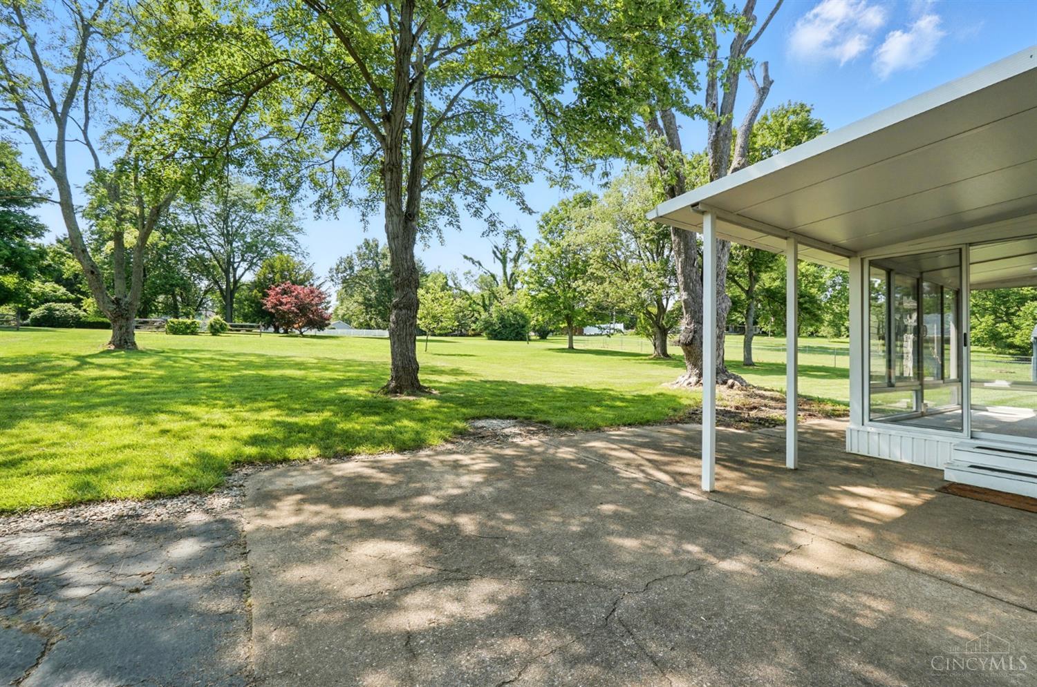 402 N Marshall Road
