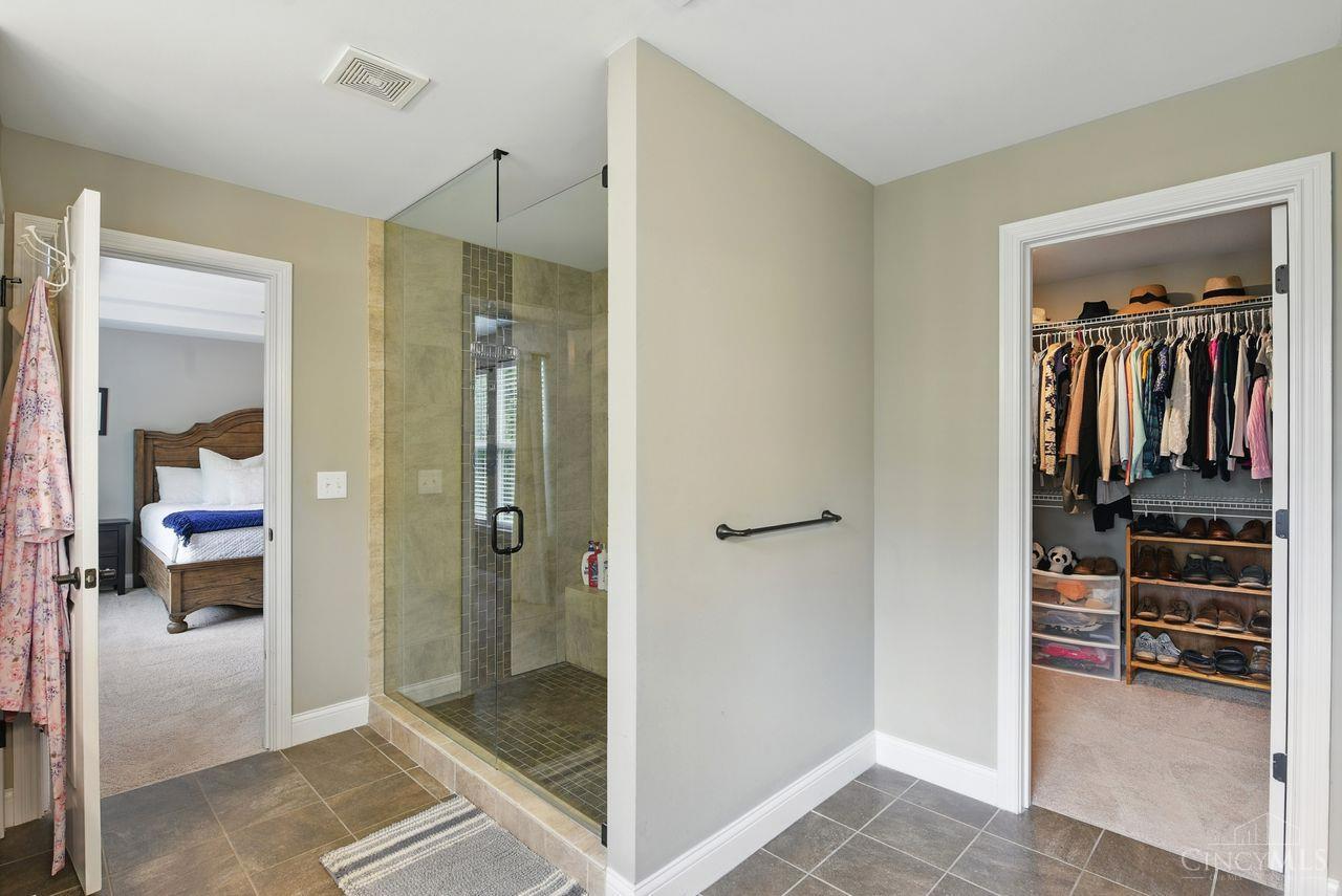 9333 Gardenside Lane