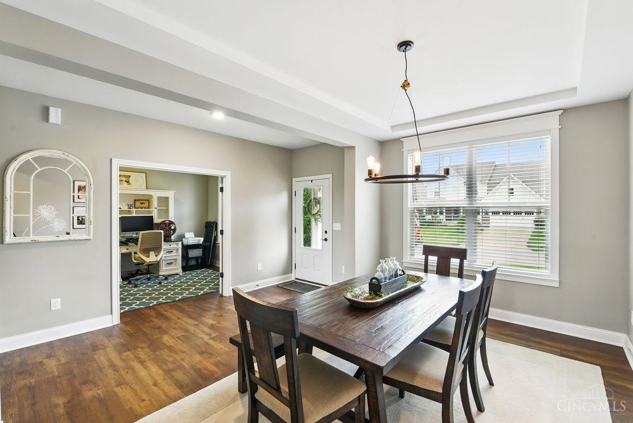 9333 Gardenside Lane