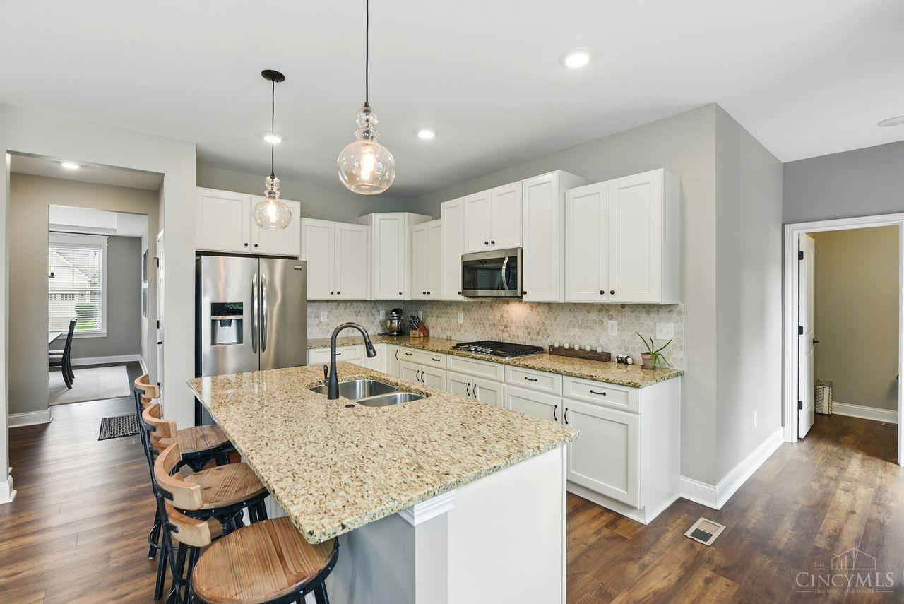9333 Gardenside Lane