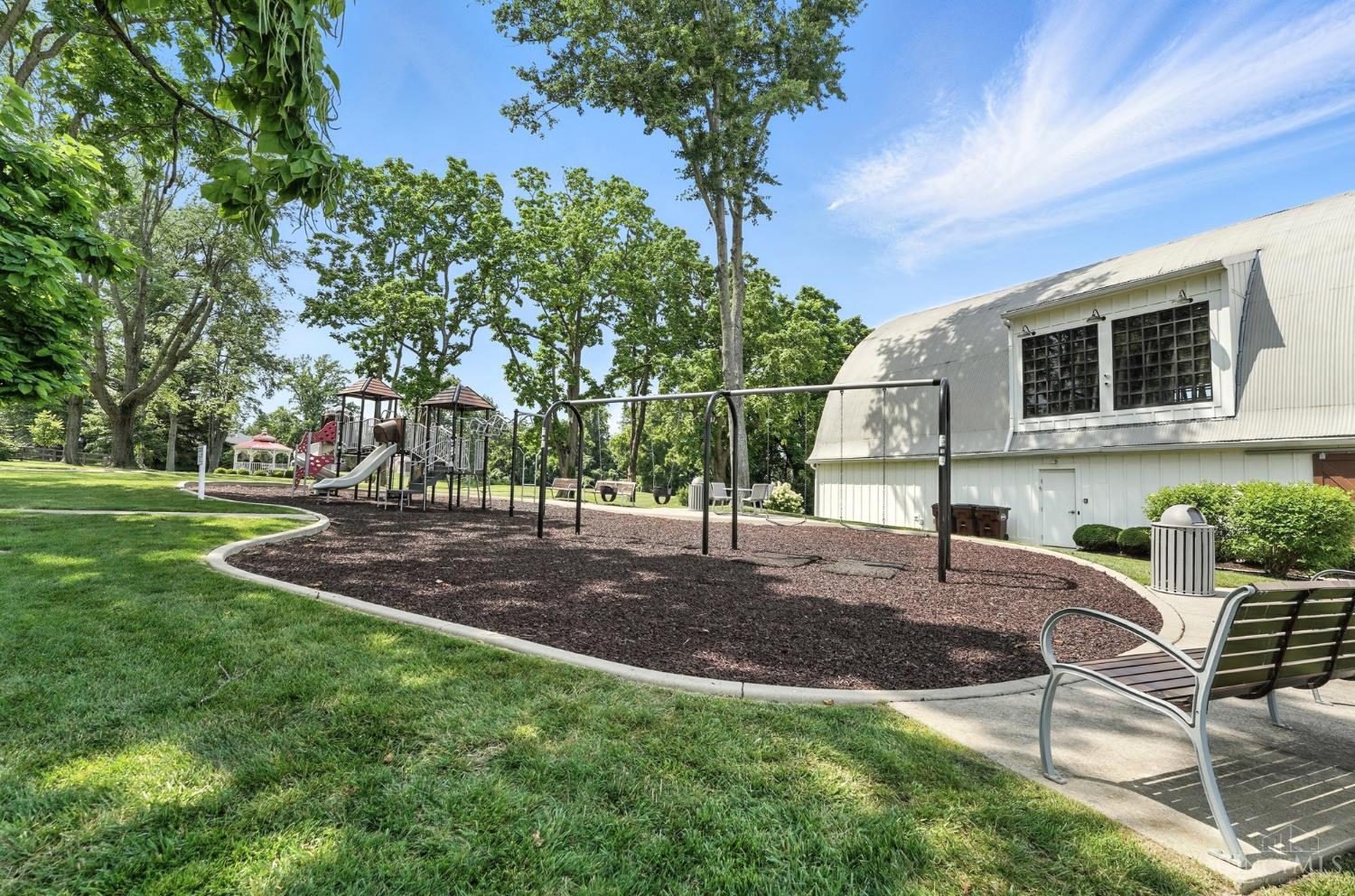 9333 Gardenside Lane