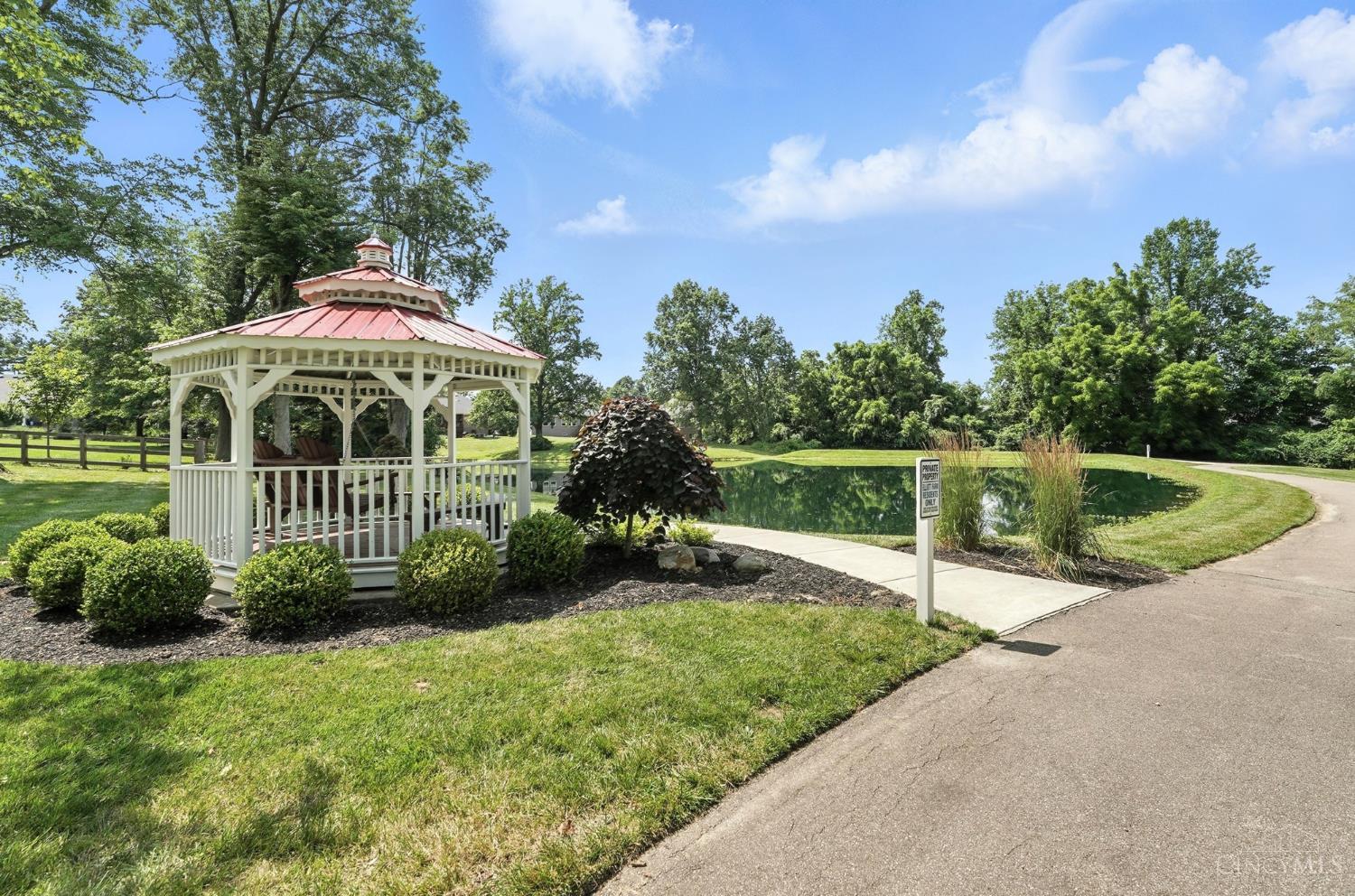 9333 Gardenside Lane