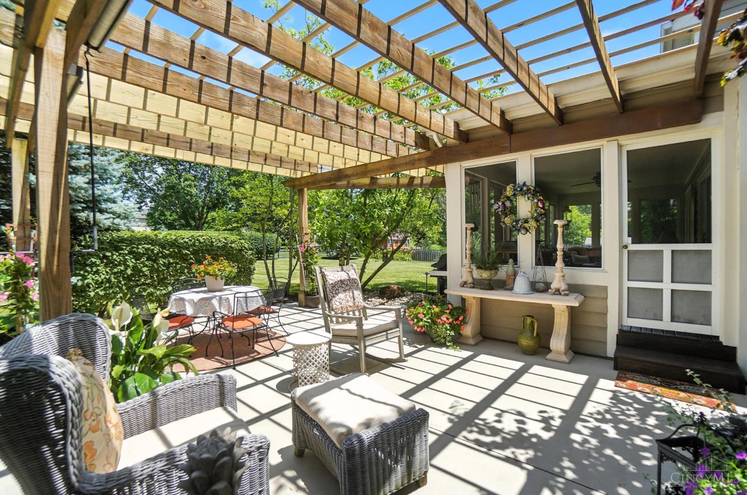 2400 Clara Bea Lane