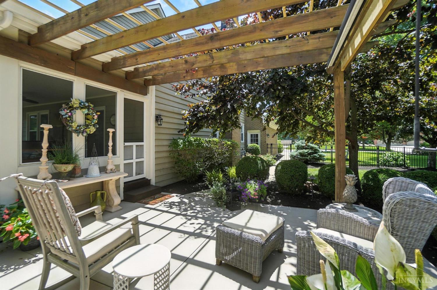 2400 Clara Bea Lane