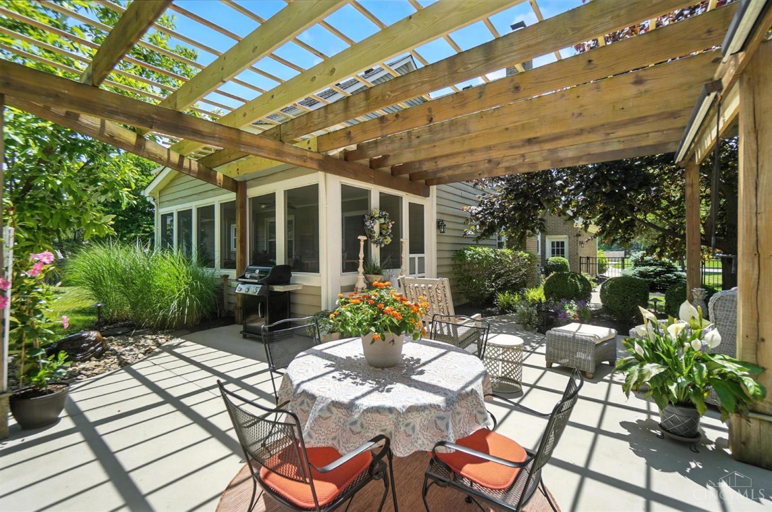 2400 Clara Bea Lane