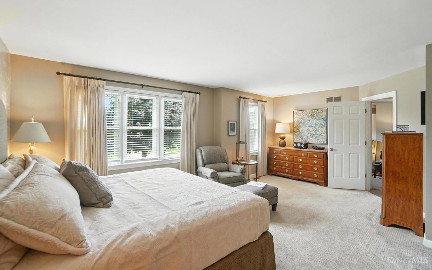 2400 Clara Bea Lane