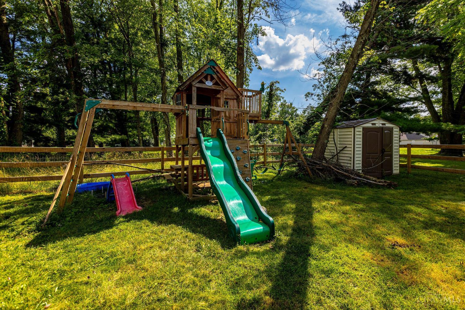 3291 Shadylake Dr