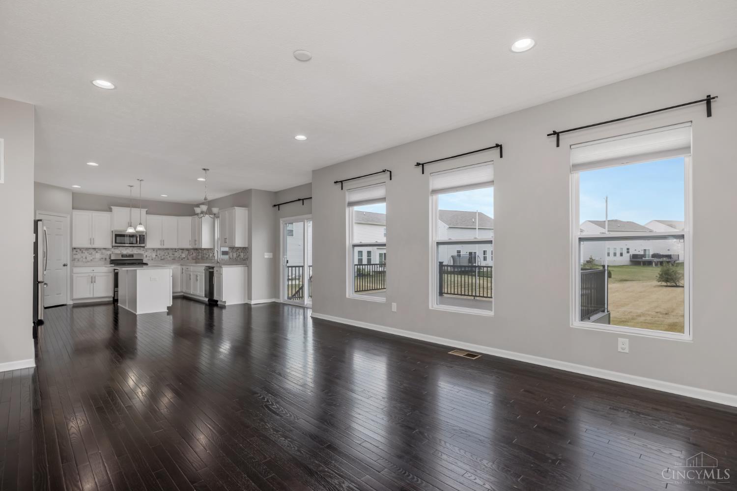 3075 Williamstown Ln