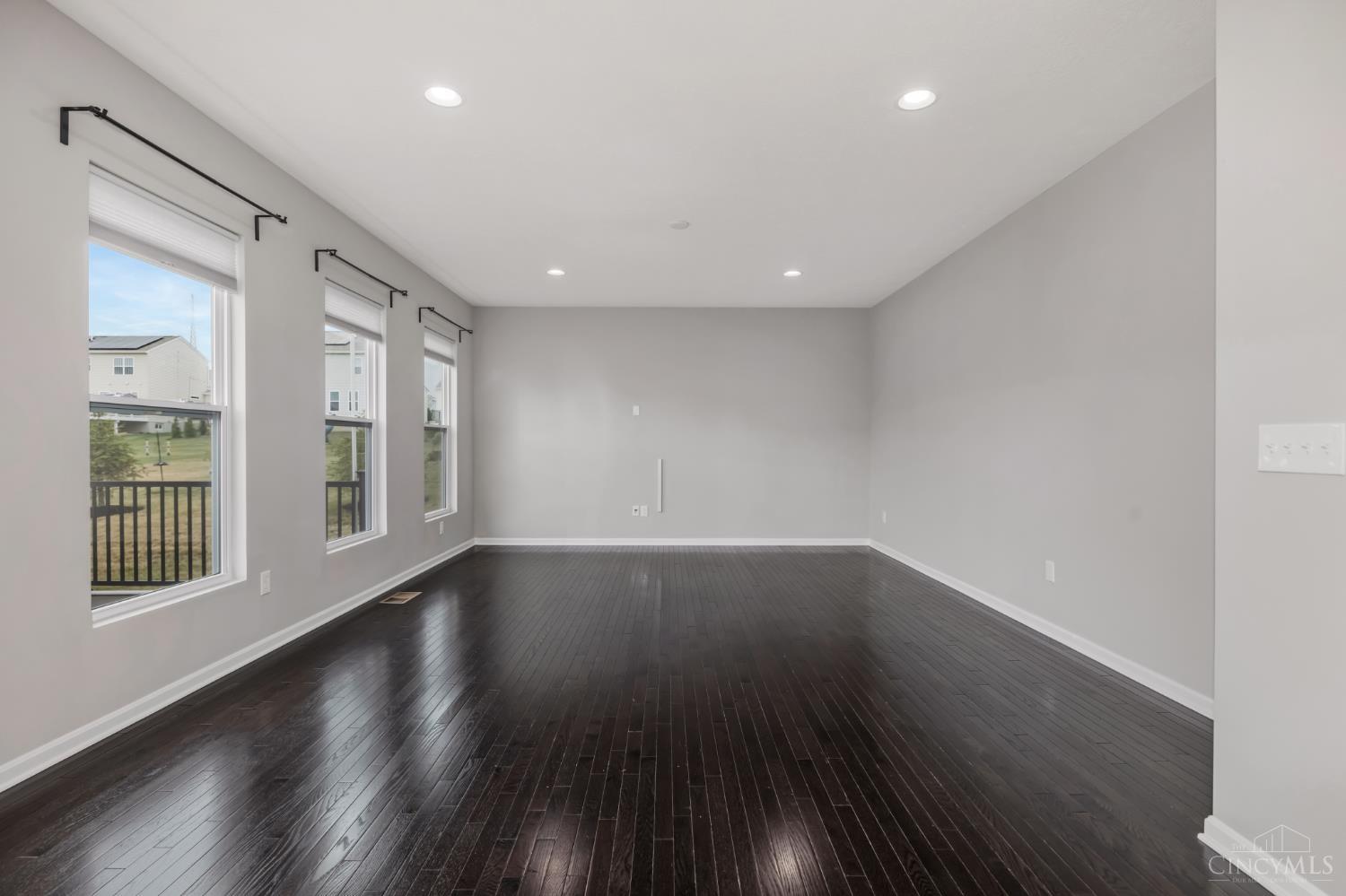 3075 Williamstown Ln