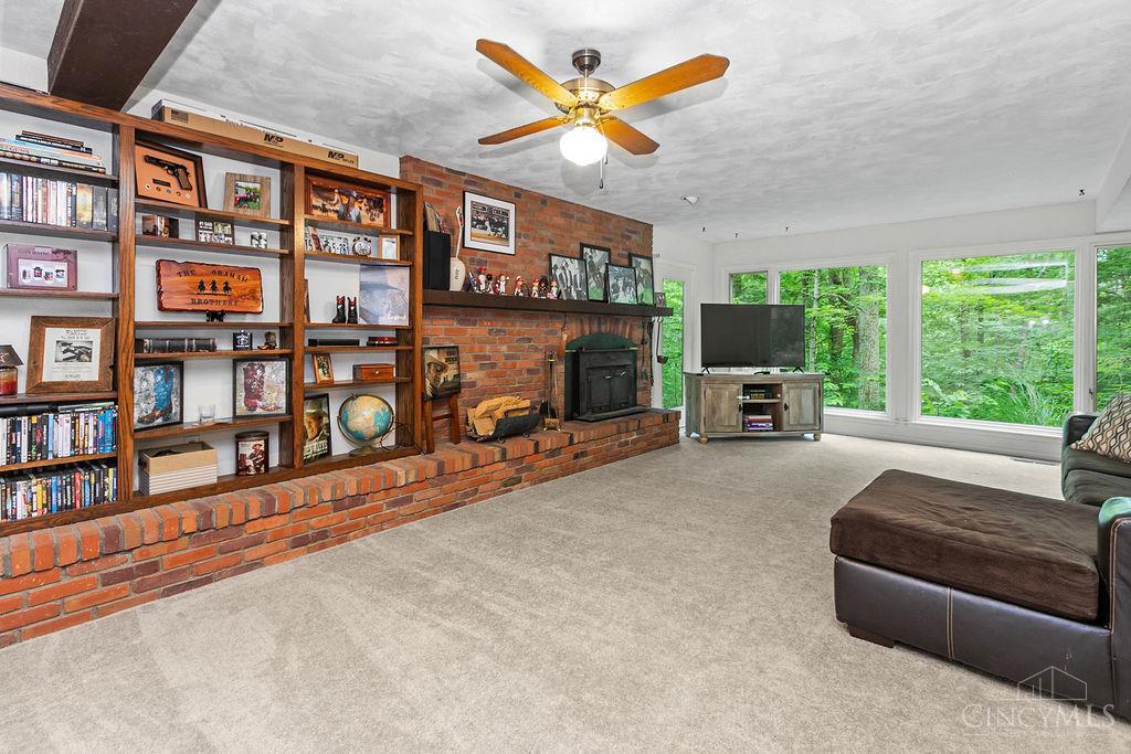 1 Iveswood Drive