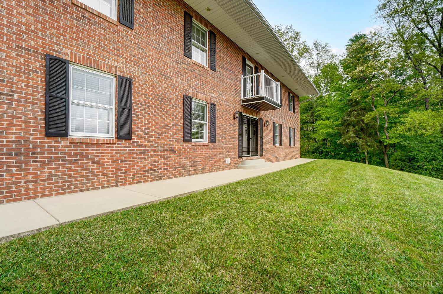 5829 Watt Road