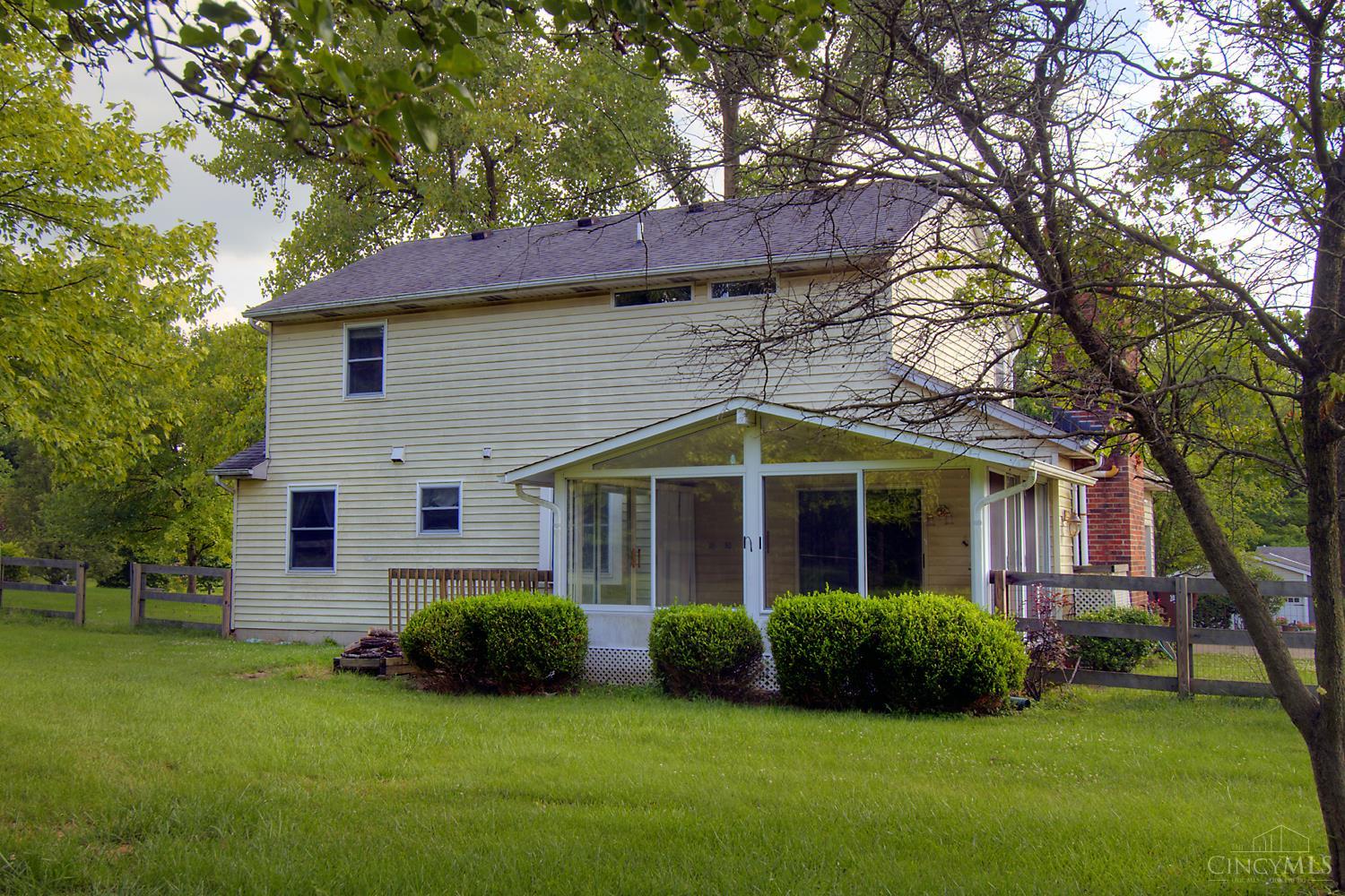 6820 Netherland Drive