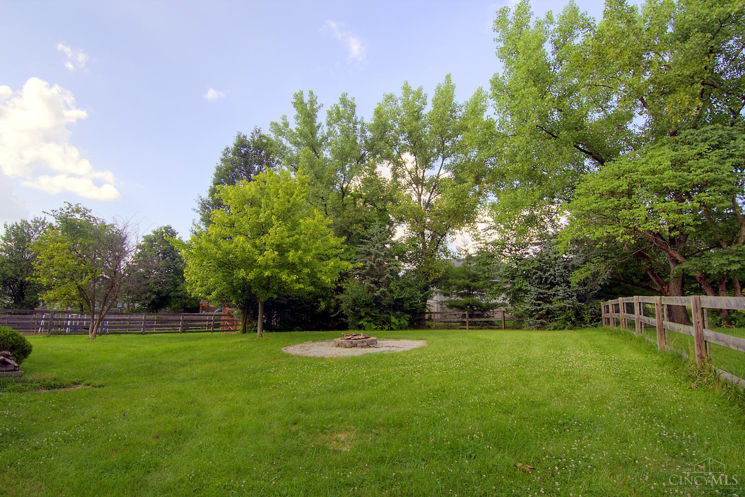 6820 Netherland Drive