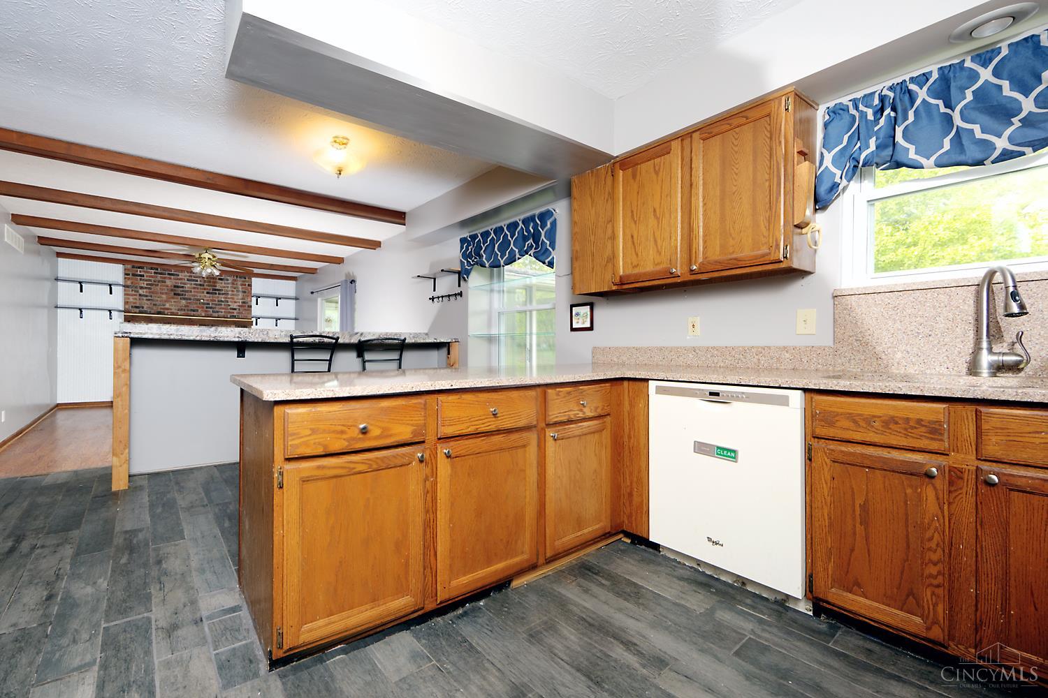 6820 Netherland Drive