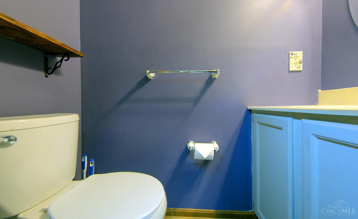 6820 Netherland Drive