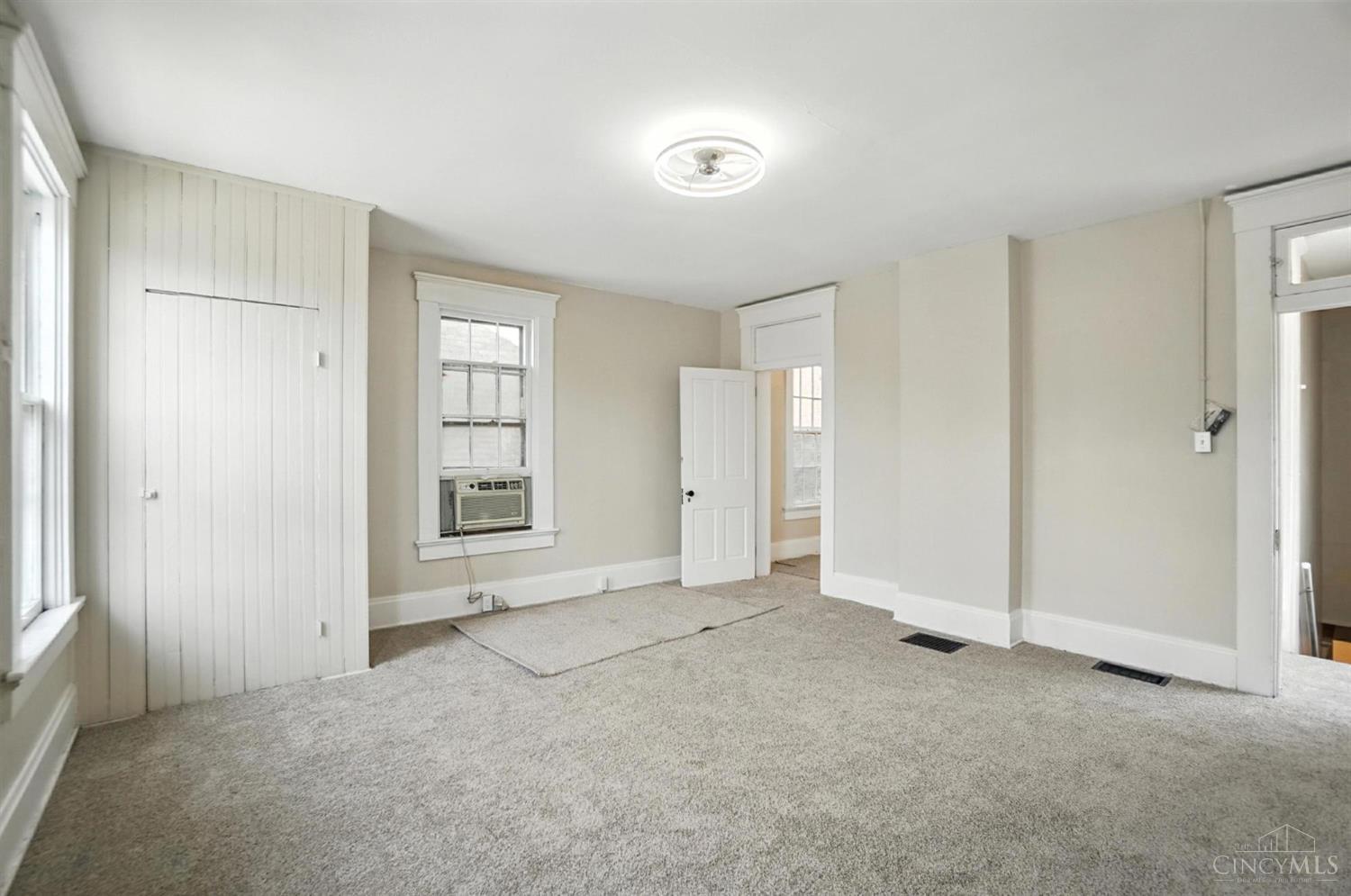 330 Buckeye Street