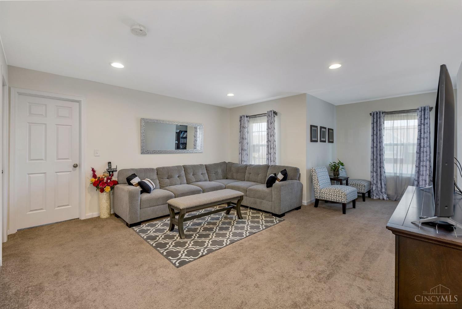3675 Silver Queen Court